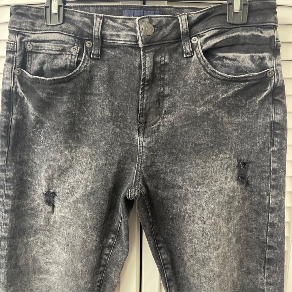 Aeropostale Skinny/Ripped Jeans (31/32)